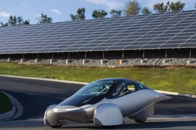 imgi 16 Aptera solar electric vehicle Gamma Hero.jpg